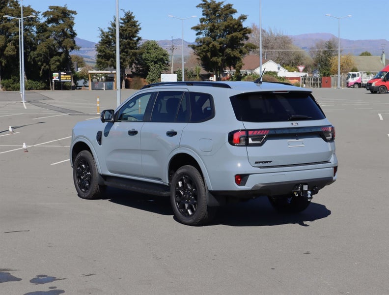 2026 Ford Everest SPORT image 5