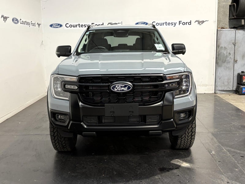 2026 Ford Everest SUV TREMOR 3.0D 10A image 3