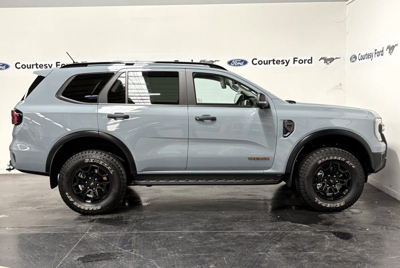 2026 Ford Everest SUV TREMOR 3.0D 10A image 4