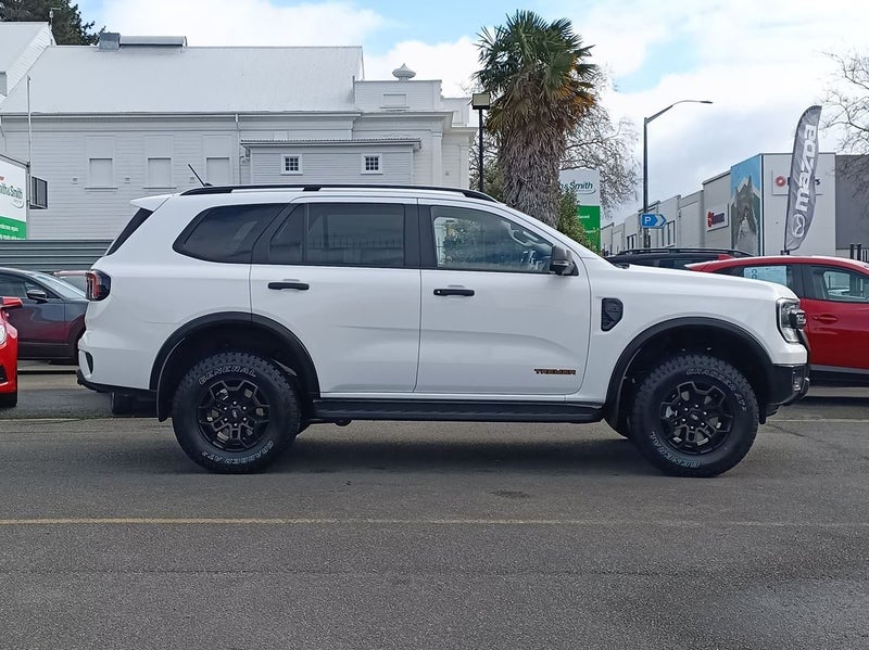 2026 Ford Everest Tremor 3.0D V6 4x4 image 4