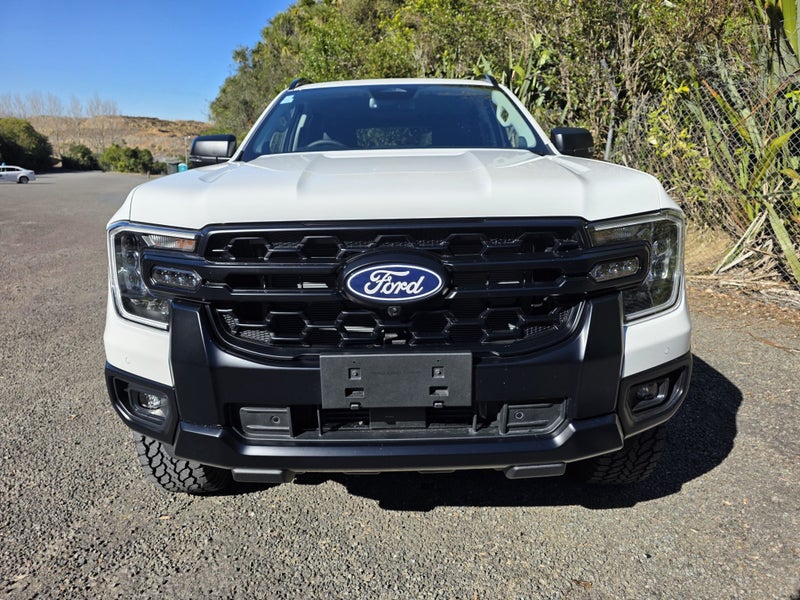 2026 Ford Everest TREMOR 3.0L V6 4X4 10AT image 3