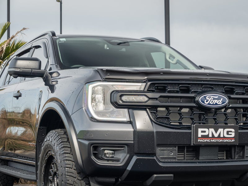 2026 Ford Everest Tremor image 3