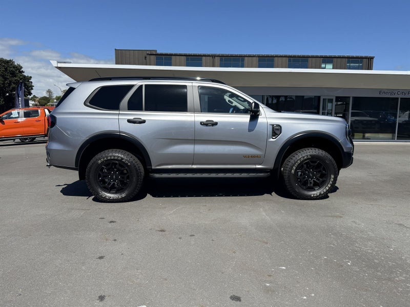 2026 Ford Everest TREMOR image 2