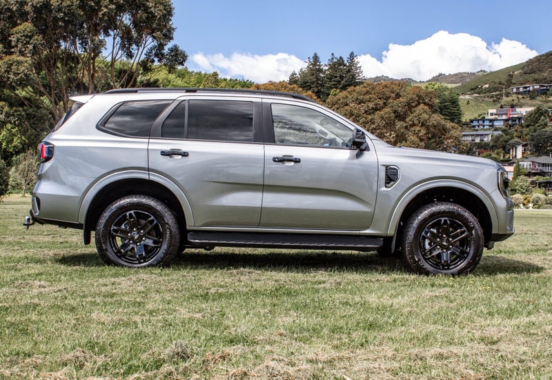 2026 Ford Everest TREND BLACK EDITION 2.0 BI-TU... image 2