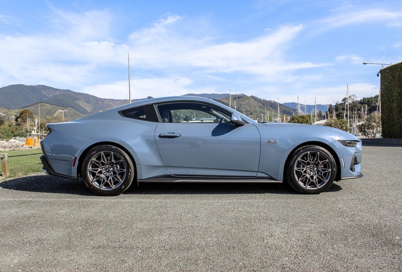 2026 Ford Mustang 5.0L FASTBACK 10AT 5.0L V8 image 2