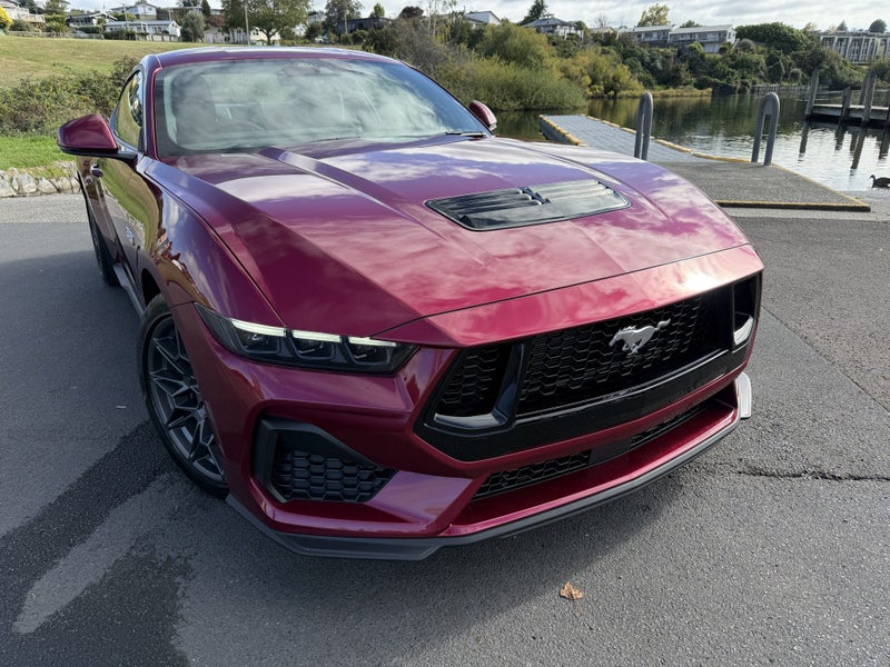2026 Ford Mustang 5.0L FASTBACK AT 5.0 image 2