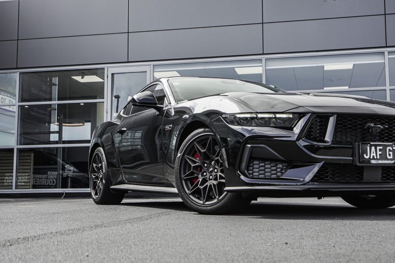 2026 Ford Mustang 5.0L Fastback Be At image 5