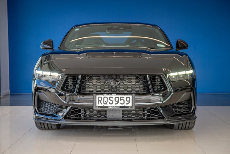 2026 Ford Mustang 5.0L FASTBACK BLACK EDITION image 3