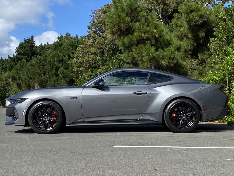 2026 Ford Mustang Fastback GT 5.0 image 4