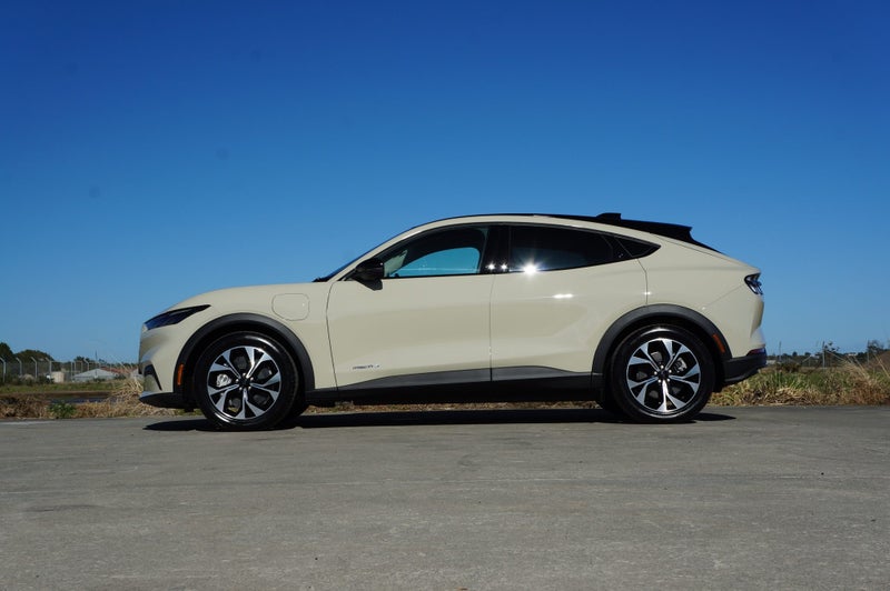 2026 Ford Mustang Mach-E MACH-E SELECT RWD image 2