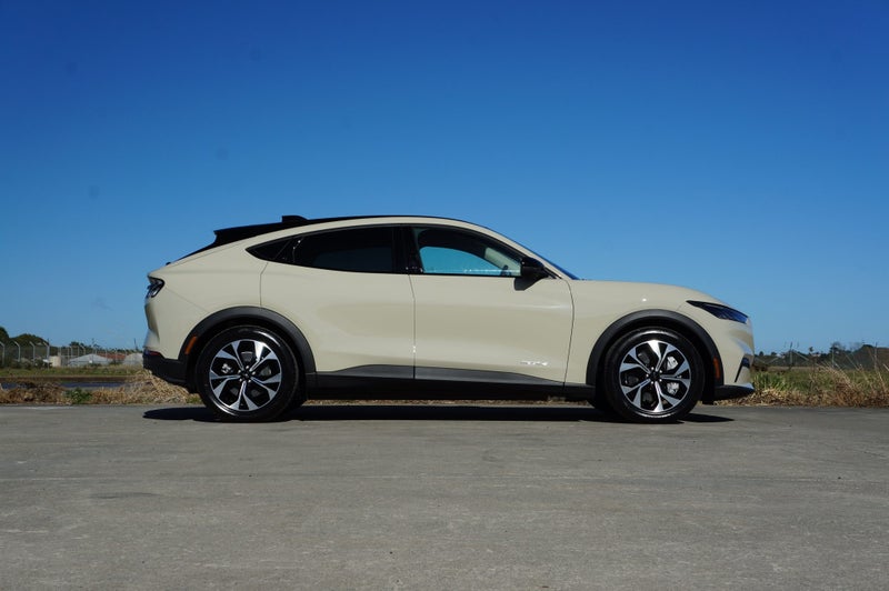 2026 Ford Mustang Mach-E MACH-E SELECT RWD image 5