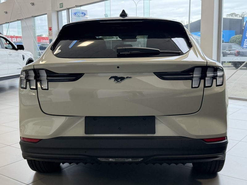 2026 Ford Mustang Mach-E Rwd 78Kwh/Ev/Cvt image 3