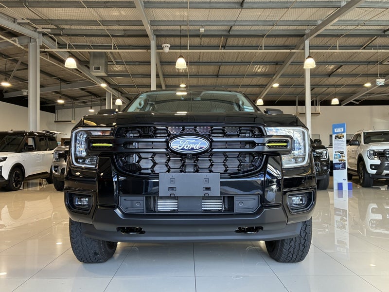 2026 Ford Ranger 3.0 4X4 Wolftrak Double Cab image 3