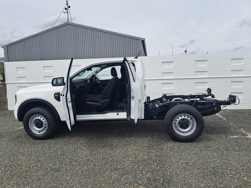 2026 Ford Ranger 4WD 2.0L XL Super Cab Chassis image 5