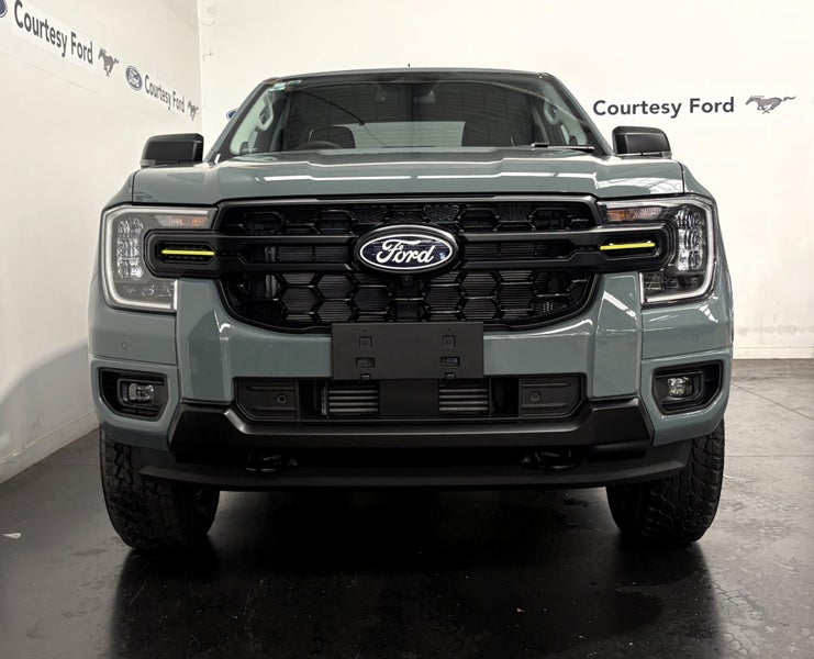 2026 Ford Ranger DOUBLE CAB WOLFTRAK 3.0L V6 4W... image 2