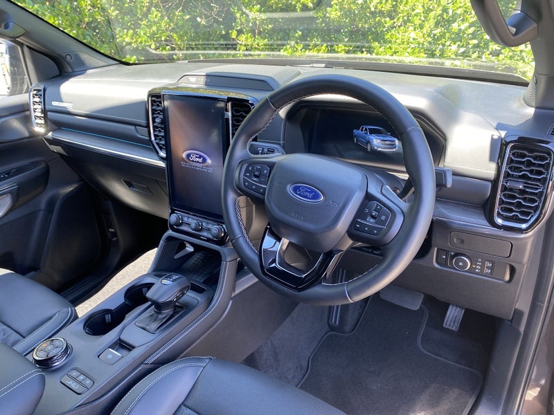 2026 Ford Ranger Platinum image 2