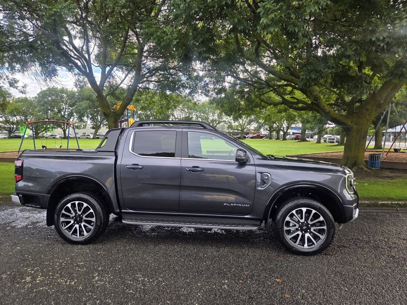 2026 Ford Ranger PLATINUM 3.0D V/6 10 Auto image 3