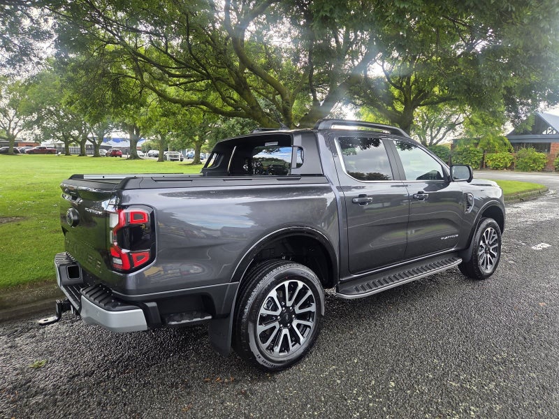 2026 Ford Ranger PLATINUM 3.0D V/6 10 Auto image 4