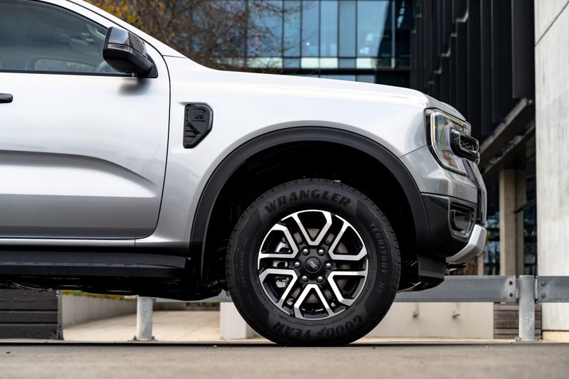 2026 Ford Ranger Sport 4WD Double Cab image 2
