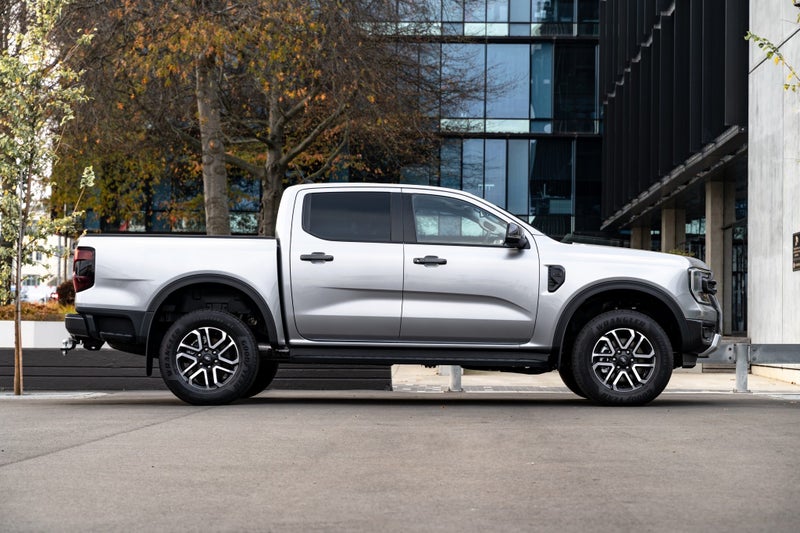 2026 Ford Ranger Sport 4WD Double Cab image 3