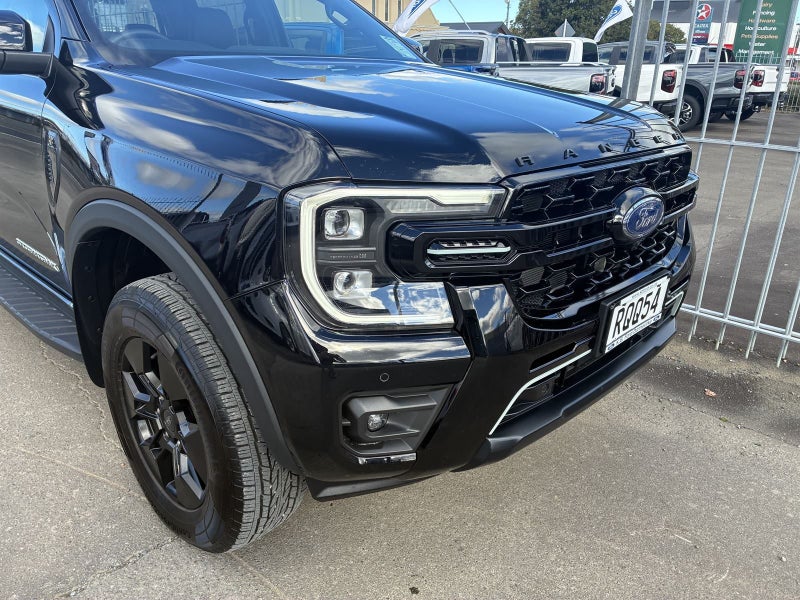2026 Ford Ranger STORMTRAK 4WD 2.3 PHEV image 3