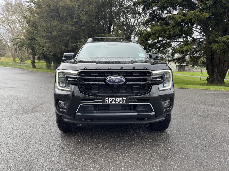2026 Ford Ranger STORMTRAK 4WD PHEV image 2
