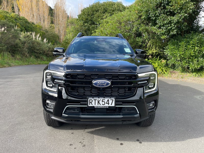 2026 Ford Ranger STORMTRAK 4WD PHEV image 2