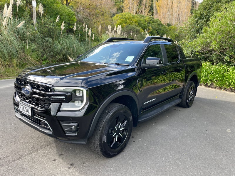 2026 Ford Ranger STORMTRAK 4WD PHEV image 3