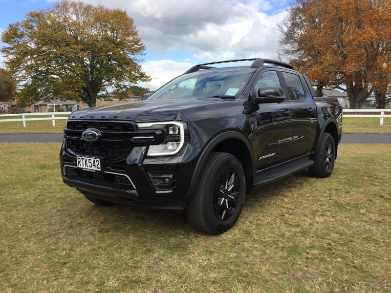 2026 Ford Ranger STORMTRAK 4WD PHEV image 3