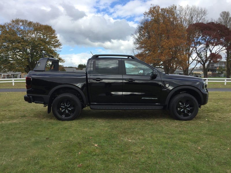 2026 Ford Ranger STORMTRAK 4WD PHEV image 4