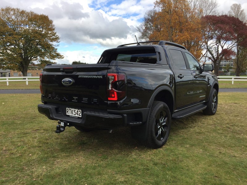 2026 Ford Ranger STORMTRAK 4WD PHEV image 5