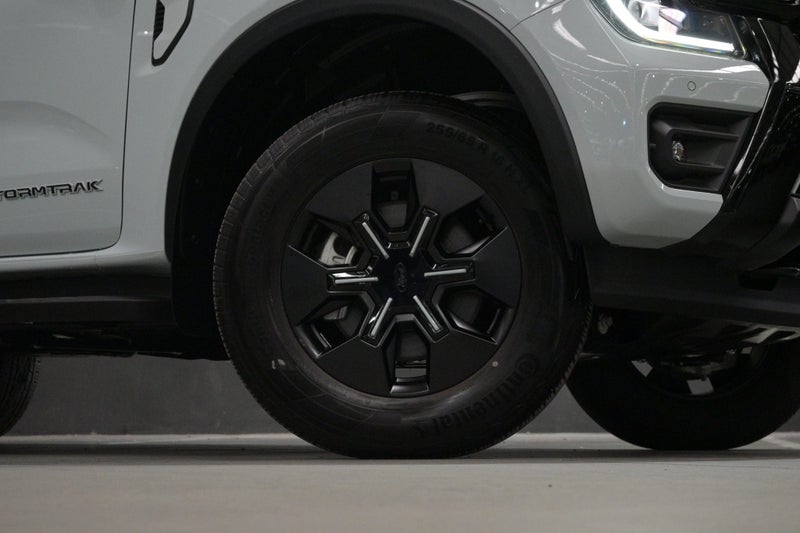 2026 Ford Ranger Stormtrak Hybrid PHEV image 2