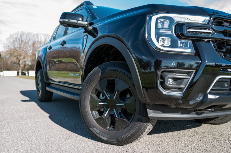 2026 Ford Ranger Stormtrak PHEV/4WD image 2