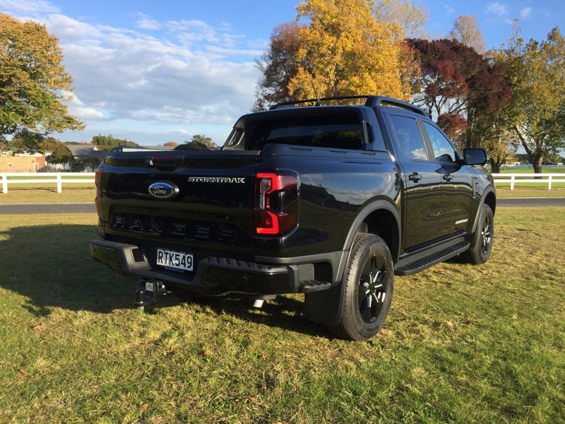 2026 Ford Ranger STORMTRAK PHEV 4x4 image 5