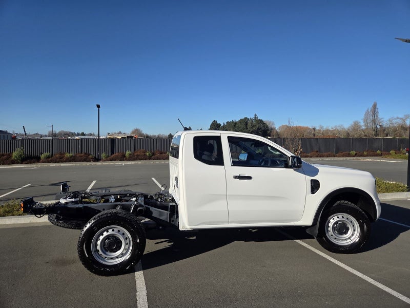 2026 Ford Ranger XL 4WD Super Cab Cab/Chassis 2... image 2