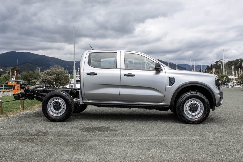 2026 Ford Ranger XL DUAL CAB CHASSIS V6 10AT image 2