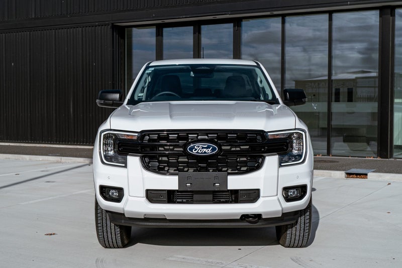 2026 Ford Ranger XLT 2.0L Double Cab W/Side 4X2 image 3