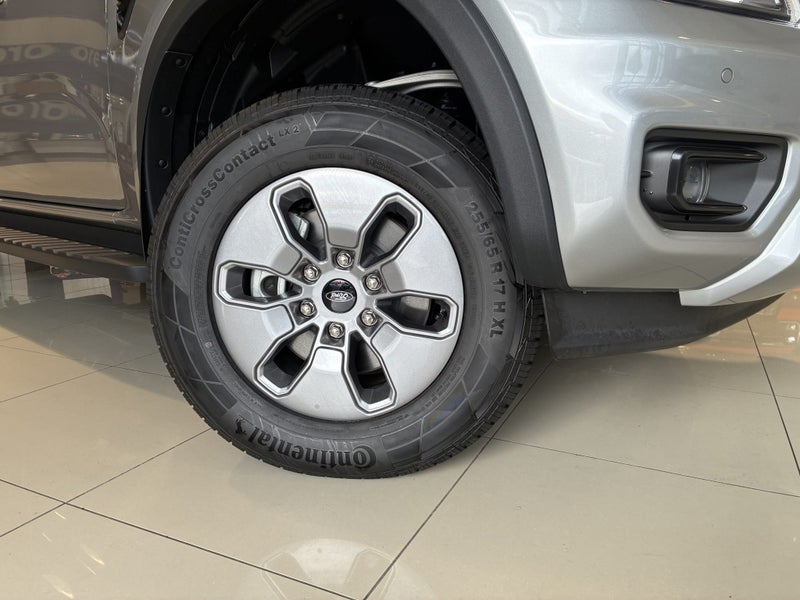 2026 Ford Ranger XLT 2.3 4X4 PHEV image 5