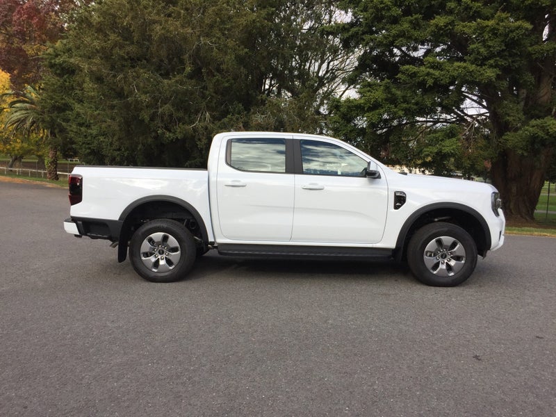 2026 Ford Ranger XLT 4WD PHEV image 4