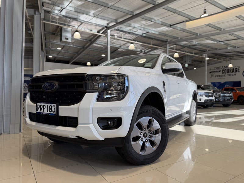 2026 Ford Ranger XLT 4x4 2.3 PHEV image 2