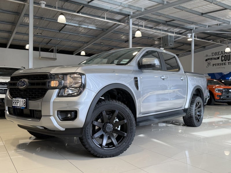 2026 Ford Ranger XLT 4x4 PHEV 2.0 image 2
