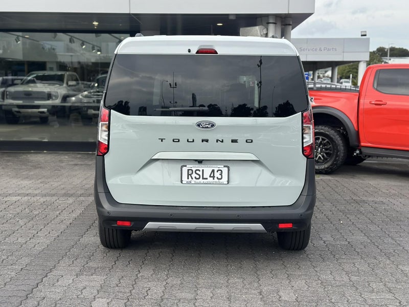 2026 Ford Tourneo Transit Courier1.0P/7At image 5