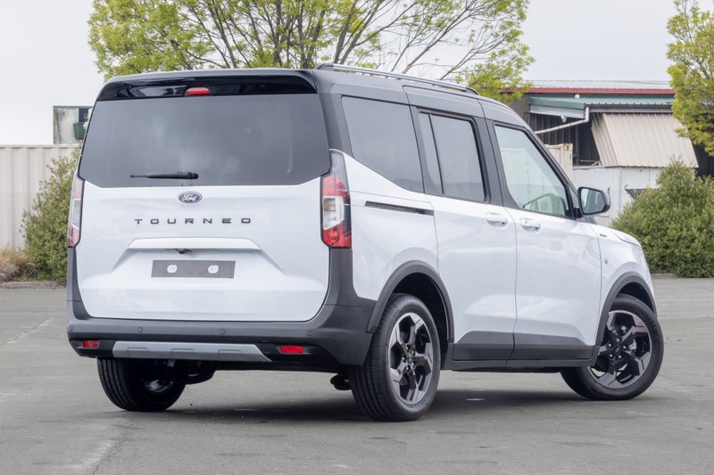 2026 Ford Transit Courier Tourneo Active 1.0L P... image 3