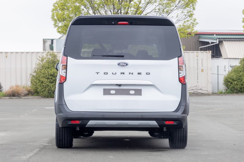2026 Ford Transit Courier Tourneo Active 1.0L P... image 4