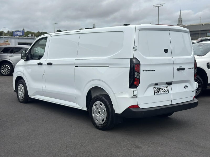 2026 Ford Transit Custom 320 Long Wheel Base 2.... image 4