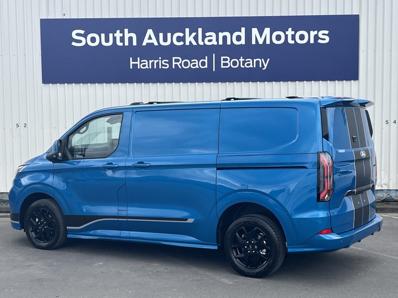 2026 Ford Transit Custom 320 Sport Awd image 4