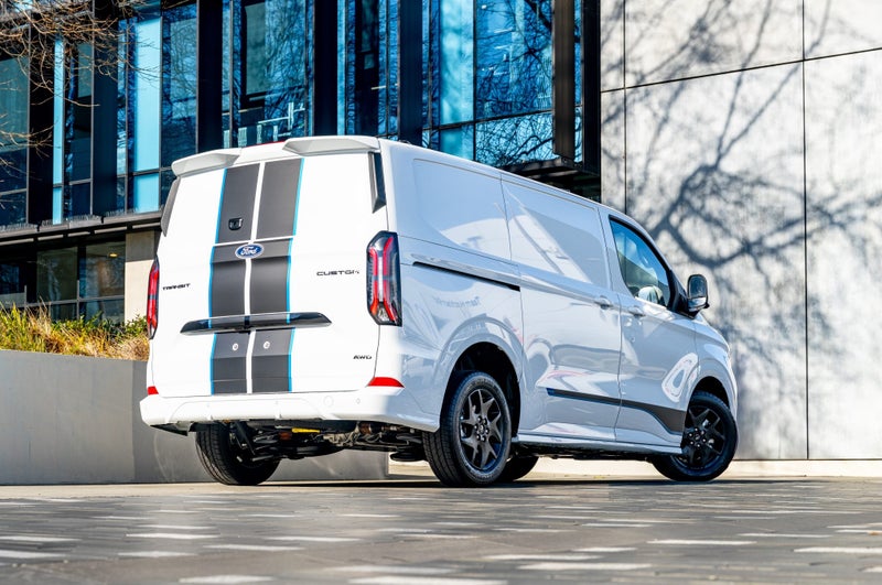2026 Ford Transit Custom 320 Sport AWD image 3