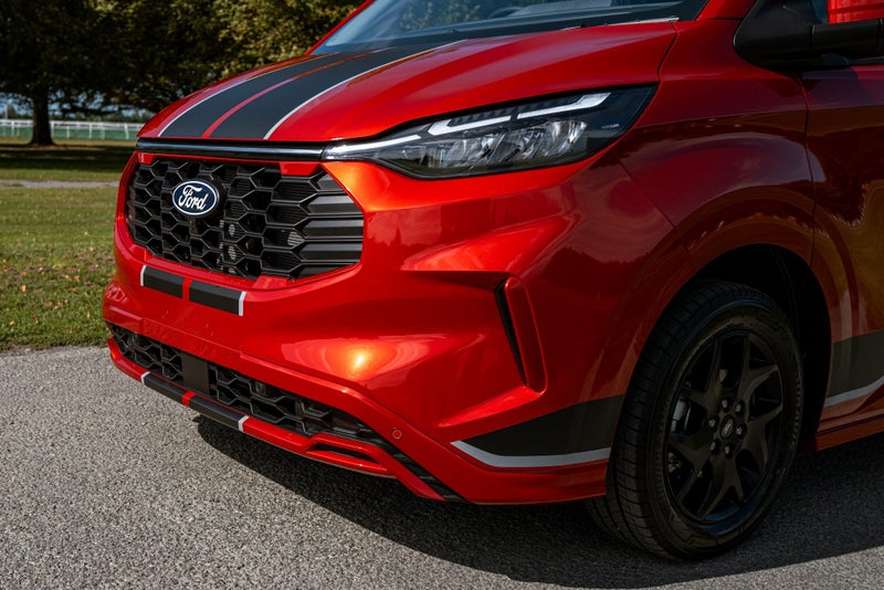 2026 Ford Transit Custom 320 Sport AWD image 5