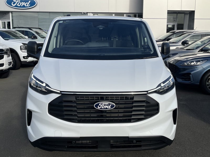 2026 Ford Transit Custom 320 SWB 2.0D image 3