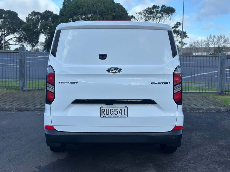 2026 Ford Transit Custom 320 Swb 2.0D image 5